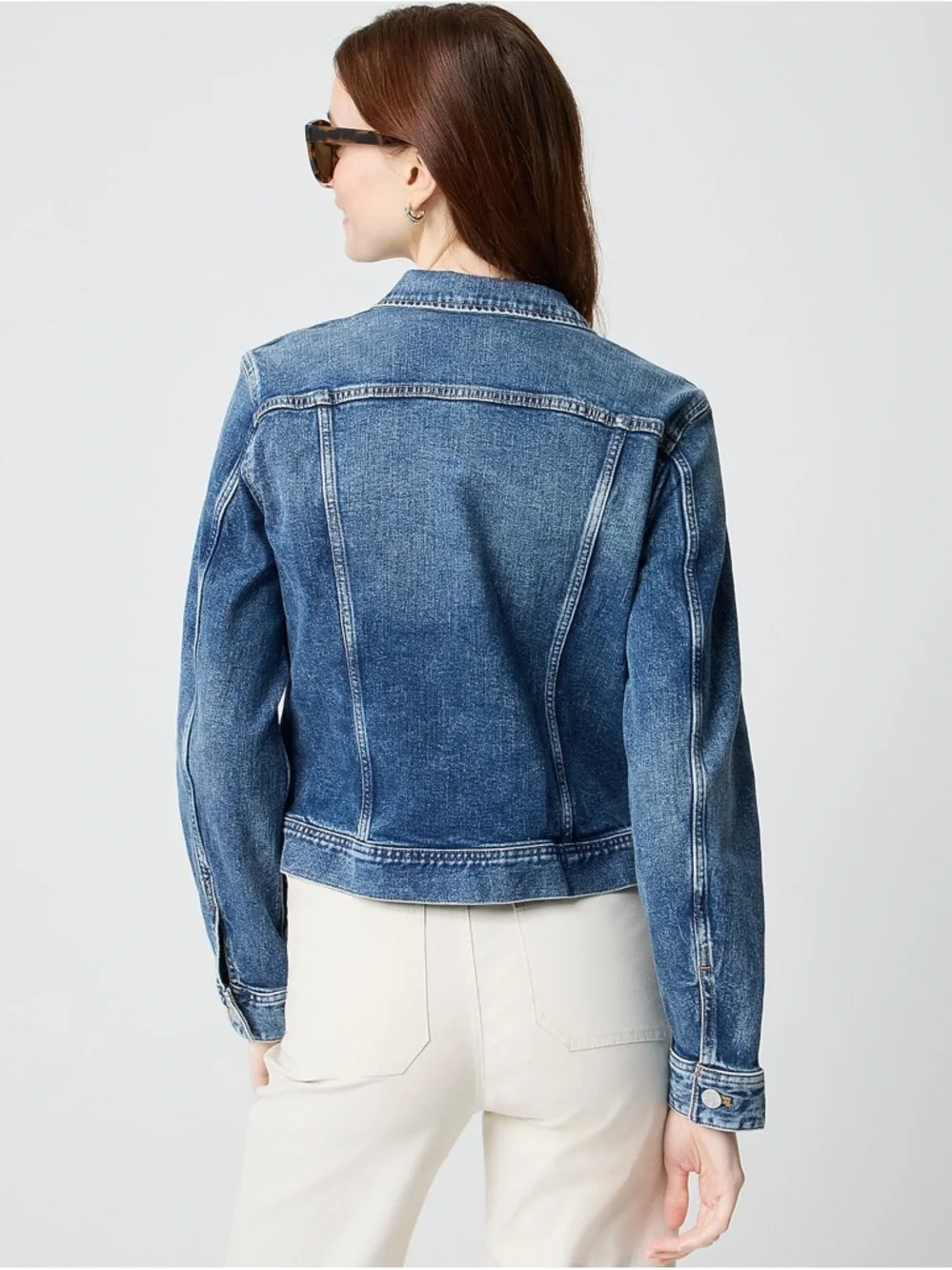 J CREW Womens Denim Classic Jean Jacket Blue Size Medium Timeless Trucker Jacket - Picture 3 of 15